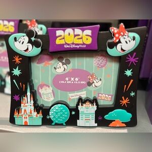 Walt Disney World Parks 2026 Mickey & Minnie Photo Picture Frame NEW